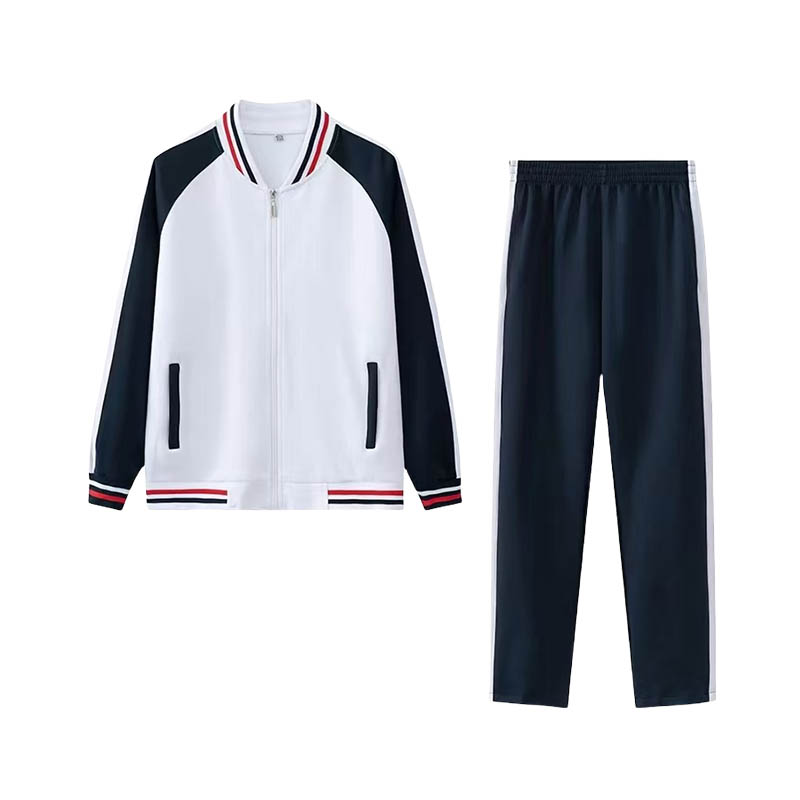 Does the elasticity of jacket sportswear fabric allow for freedom of movement?